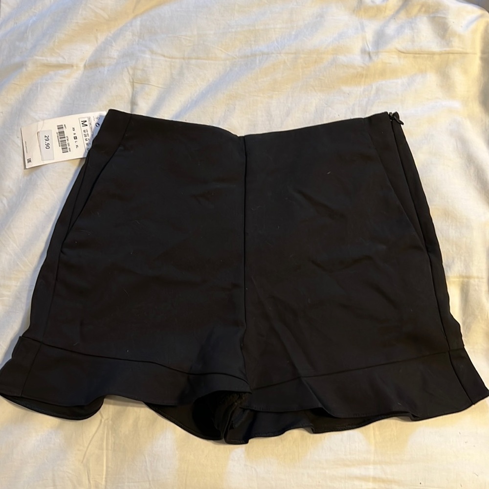 Zara high waisted shorts with ruffle detail - M